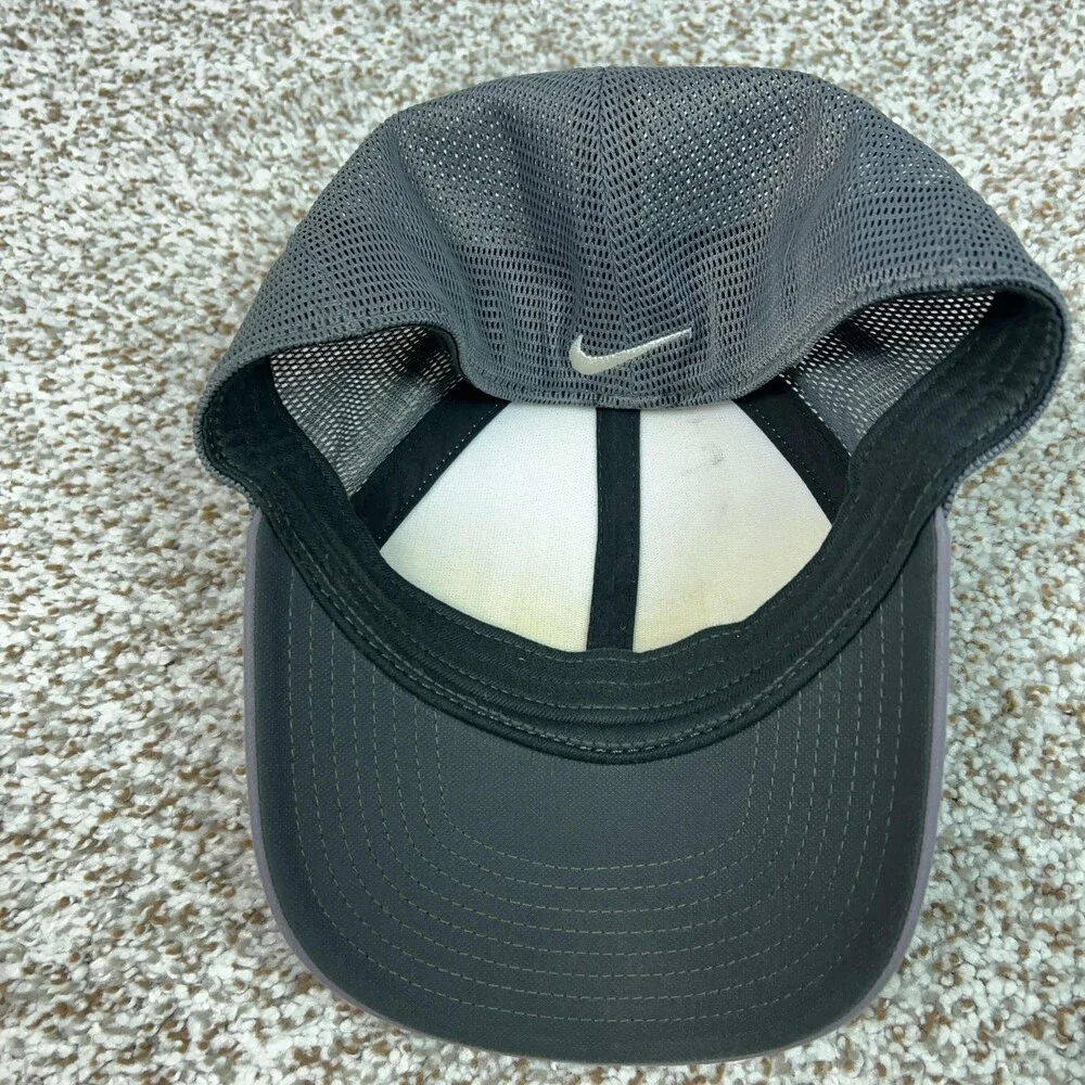 Nike golf hat